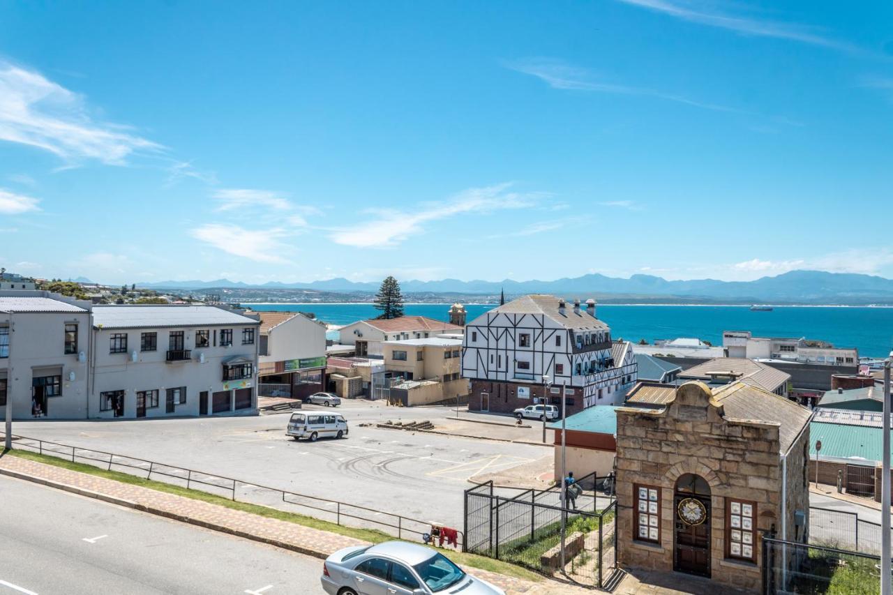 Sandstone Manor Mosselbaai Buitenkant foto
