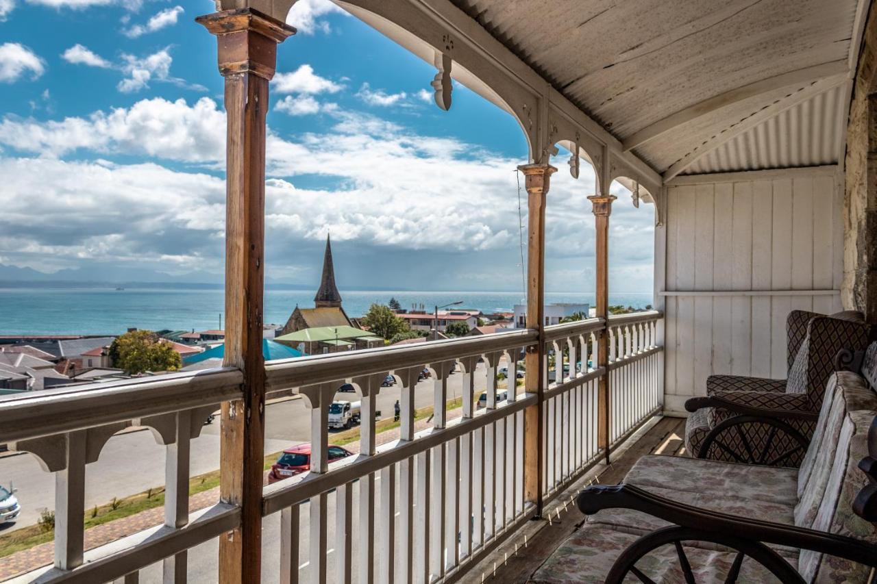 Sandstone Manor Mosselbaai Buitenkant foto
