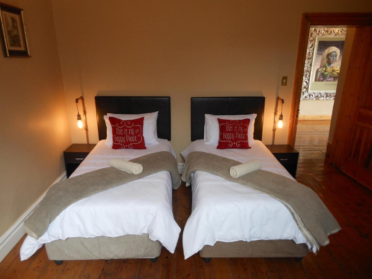 Sandstone Manor Mosselbaai Buitenkant foto